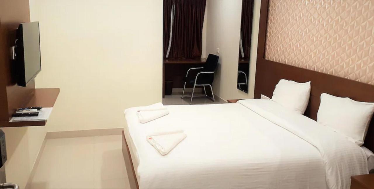 A And M Rooms And Residences Chennai Extérieur photo